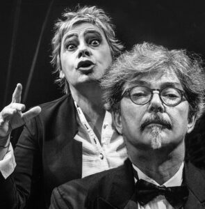 "Opera buffa!", il duo Aringa e Verdurini si riunisce nella cornice dei Bagni Misteriosi